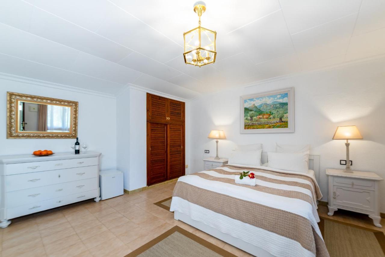Finca Hotel Rural Predio Son Serra Can Picafort  Eksteriør billede